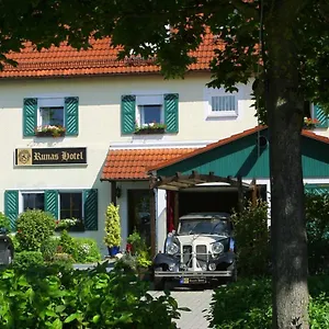 Hotel Runa´s ***