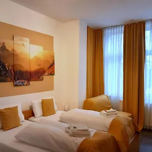 Hotel Karolinger **